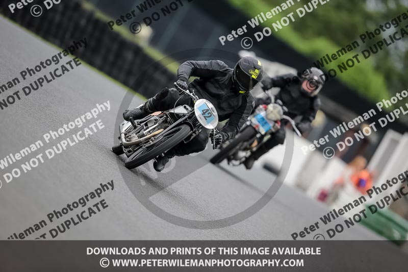 Vintage motorcycle club;eventdigitalimages;mallory park;mallory park trackday photographs;no limits trackdays;peter wileman photography;trackday digital images;trackday photos;vmcc festival 1000 bikes photographs